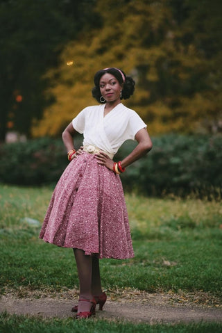 The "Beverly" Button Front Full Circle Skirt with Pockets in Wine Ditzy, Authentic 1950s Vintage Style - CC41, Goodwood Revival, Twinwood Festival, Viva Las Vegas Rockabilly Weekend Rock n Romance Rock n Romance