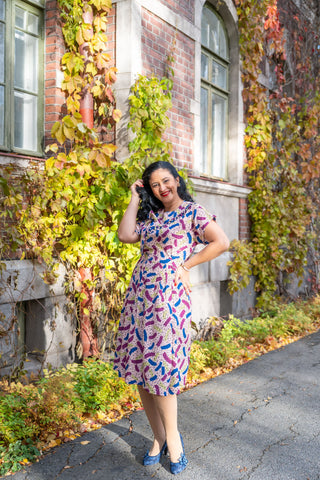 The "Cecilia" Lattice Dress With Detachable Bow in Confetti Print, True 1940s Early 50s Vintage Style