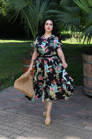 The "Beverly" Button Front Full Circle Skirt with Pockets in Black Honolulu Print, True 1950s Vintage Style