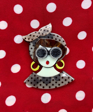 Kitsch Vintage Lady Acrylic Pin Brooch, Fun Rockabilly Style & Oh So Kitsch - True and authentic vintage style clothing, inspired by the Classic styles of CC41 , WW2 and the fun 1950s RocknRoll era, for everyday wear plus events like Goodwood Revival, Twinwood Festival and Viva Las Vegas Rockabilly Weekend Rock n Romance Rock n Romance