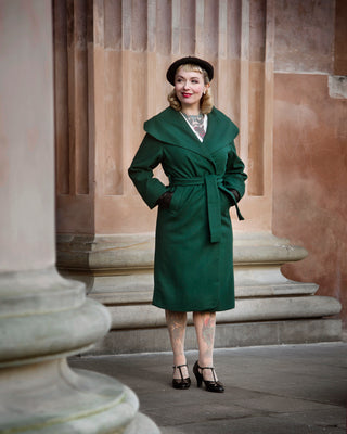 The "Monroe" Wrap Coat in Classic Green.. True & Authentic Late 1940s, Early 50s Vintage Style - CC41, Goodwood Revival, Twinwood Festival, Viva Las Vegas Rockabilly Weekend Rock n Romance Rock n Romance