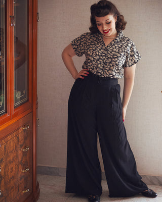 Tuck in or Tie Up "Maria" Blouse in Black Whisp Print, Authentic 1950s